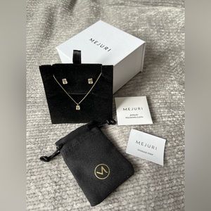 Mejuri gold vermeil and white topaz earring and necklace set